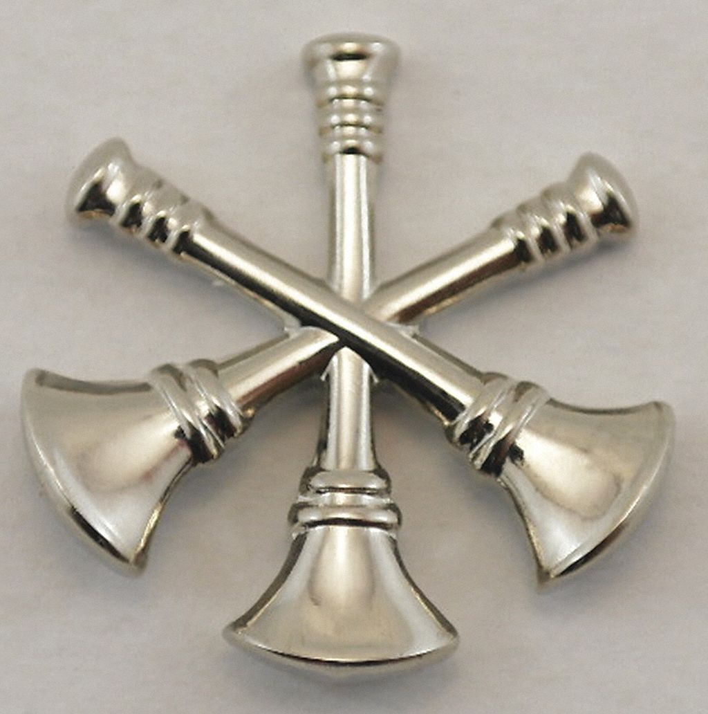 Asst Chief, 3 Bugles, 2 Posts & Clutch Backs, Pairs, 3/4" High