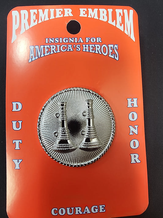 1 5/8" Parallel Bugles on Silver Disc Hat Badge