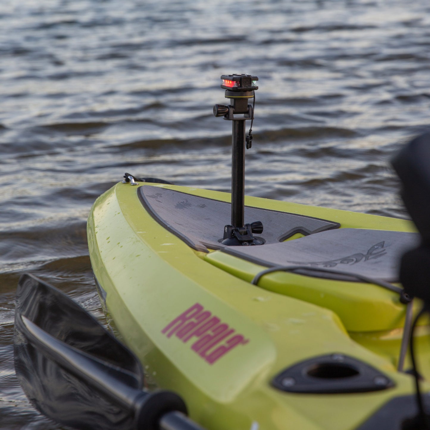 Rotatable Suction Cup Extender Pole Mount